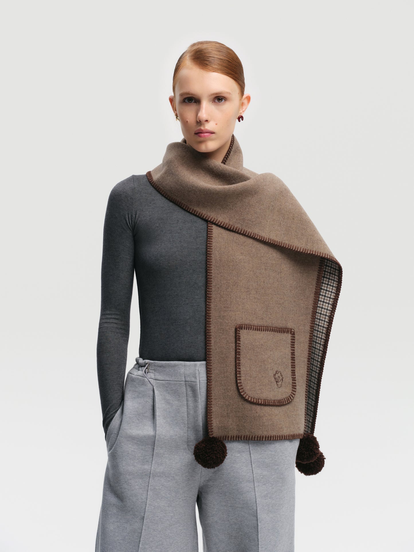 GUNIA Cashmere Scarf in Brown