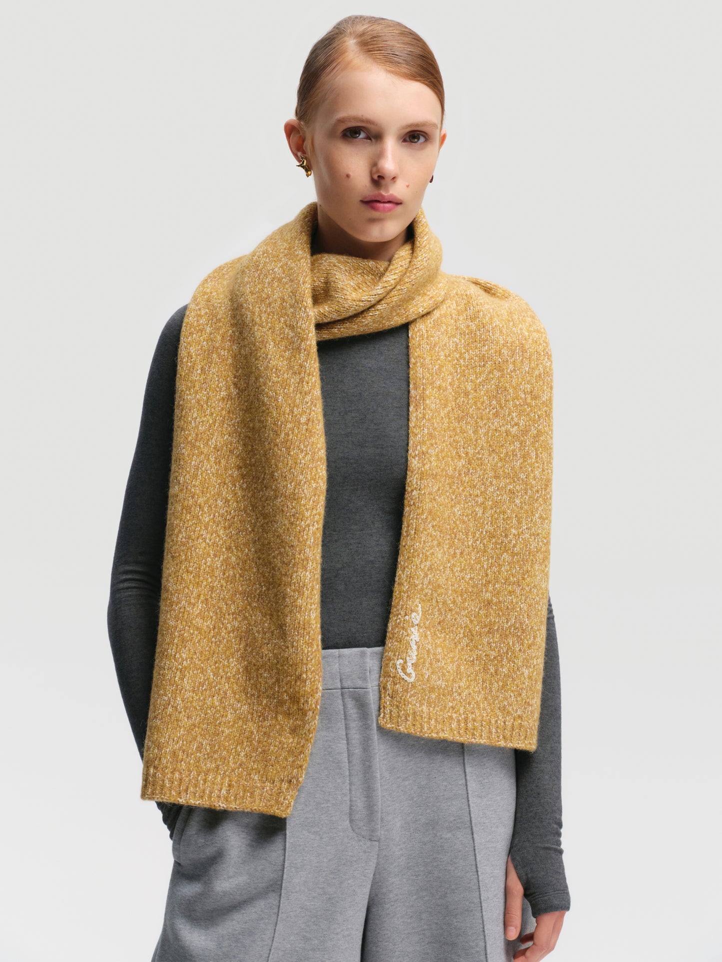 GUNIA Scarf in Yellow