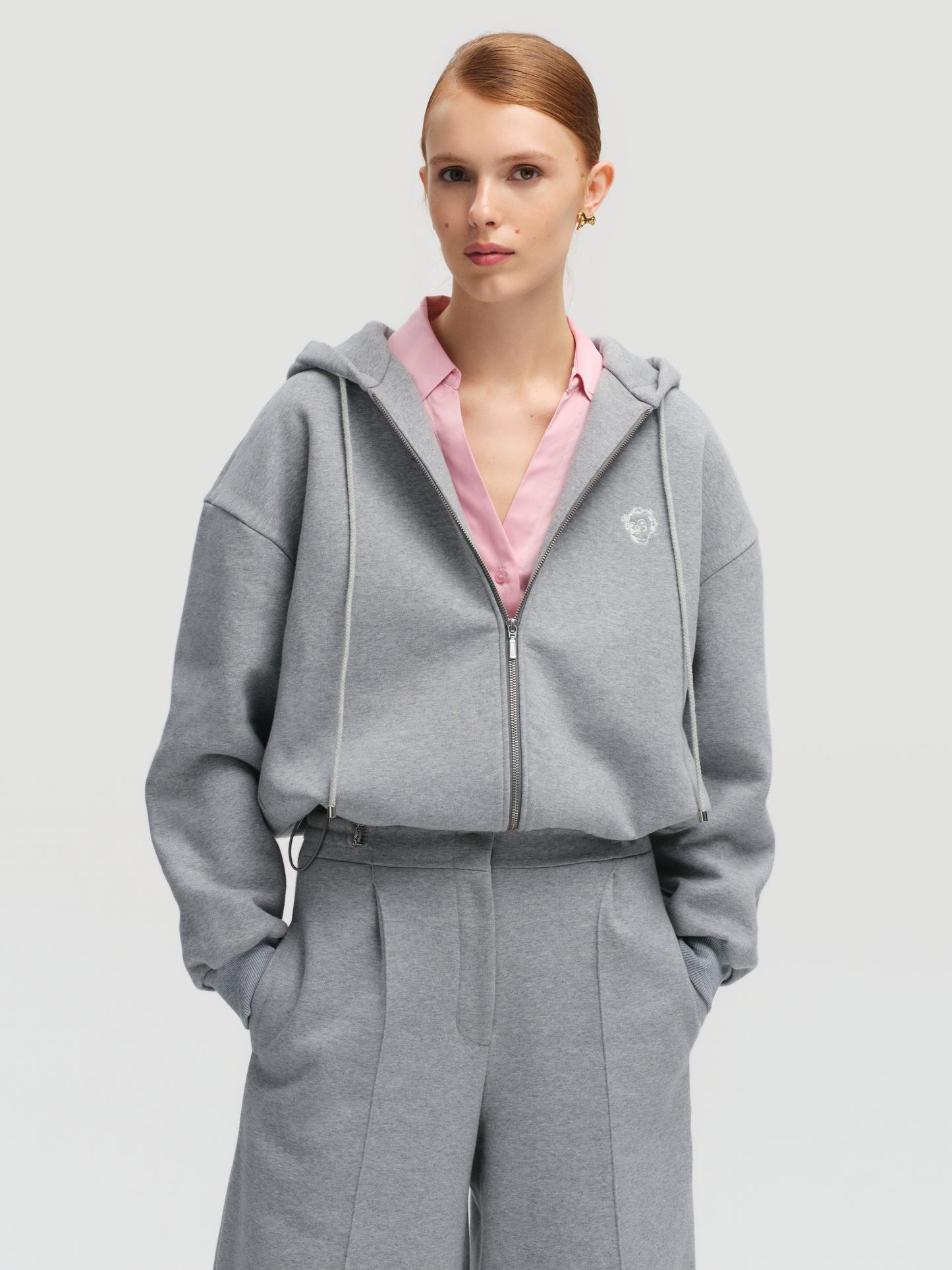 Штани в спортивному стилі