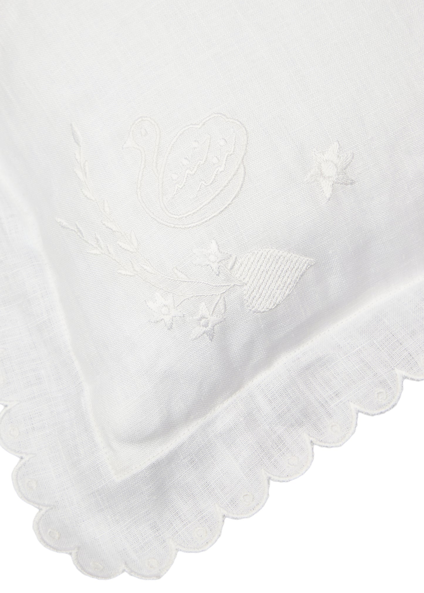 Lybid Pillow