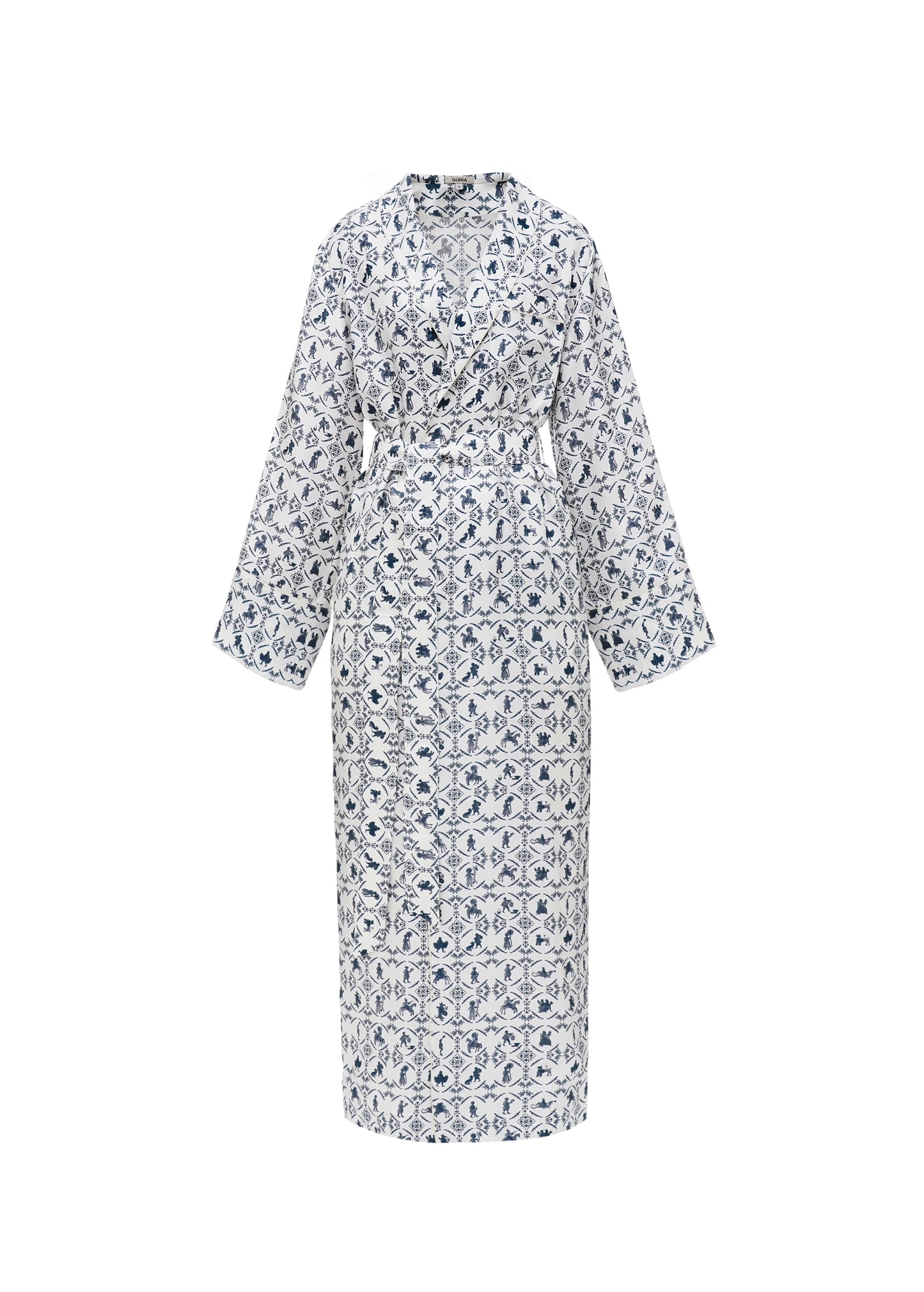 Long robe 'Vechornytsi' in milk