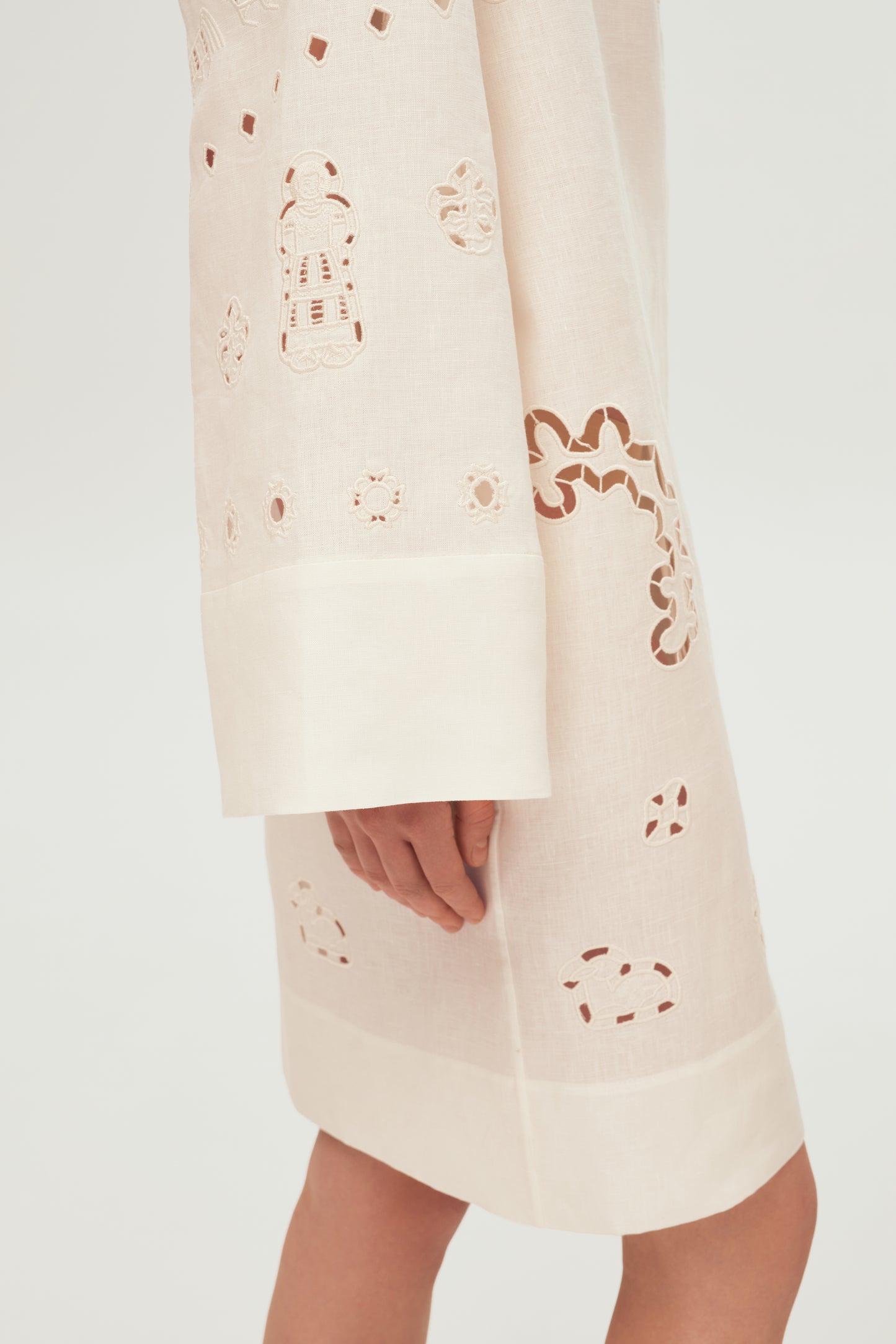 LIANA Milk Embroidered Robe