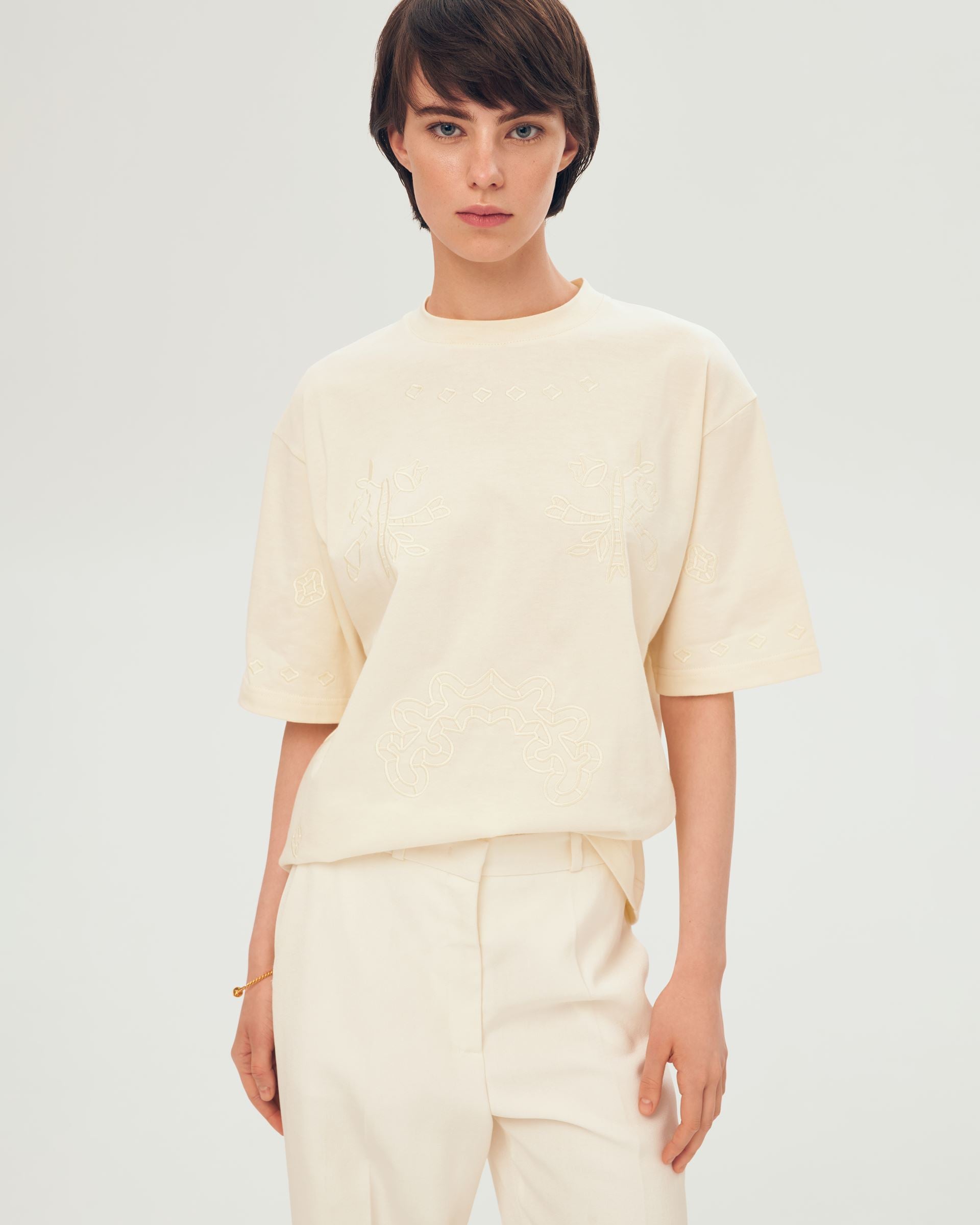 Вишита футболка МАЛЬВА молочна