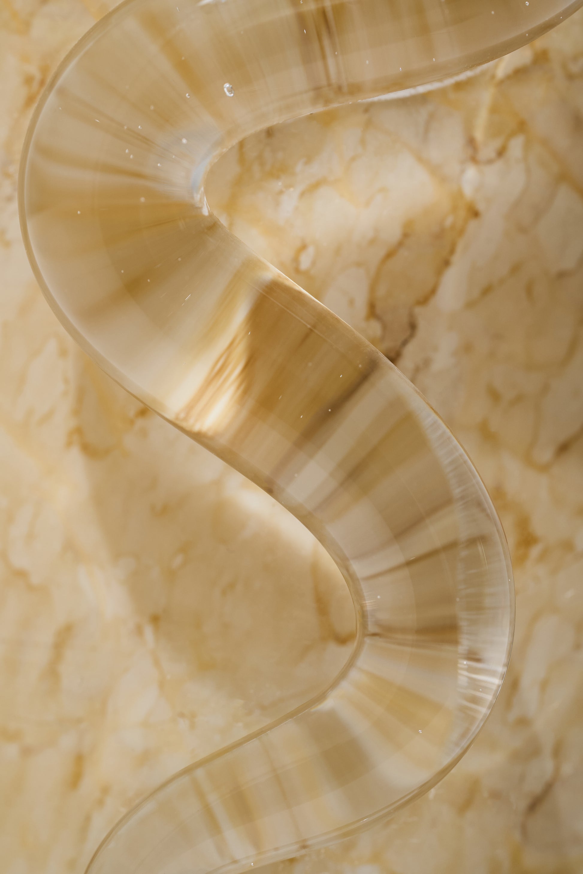 Serpent Glass Candle in Beige slide 2