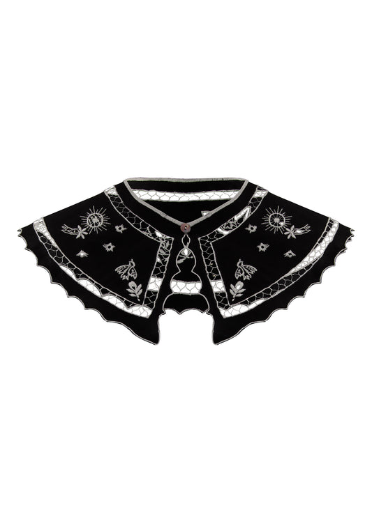 Vytynanka Triangle Collar in Black