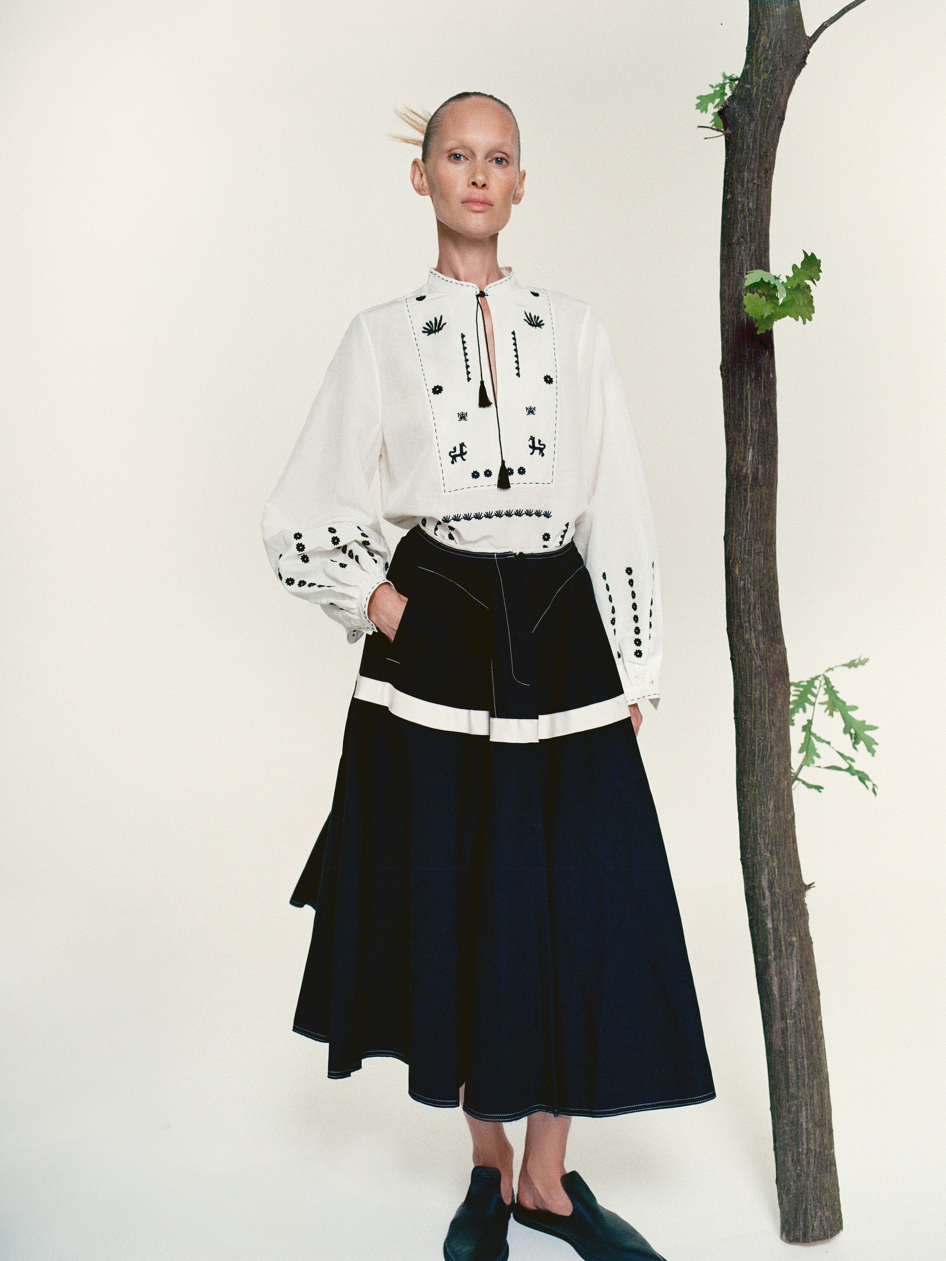 Вишита сорочка Анета slide 2