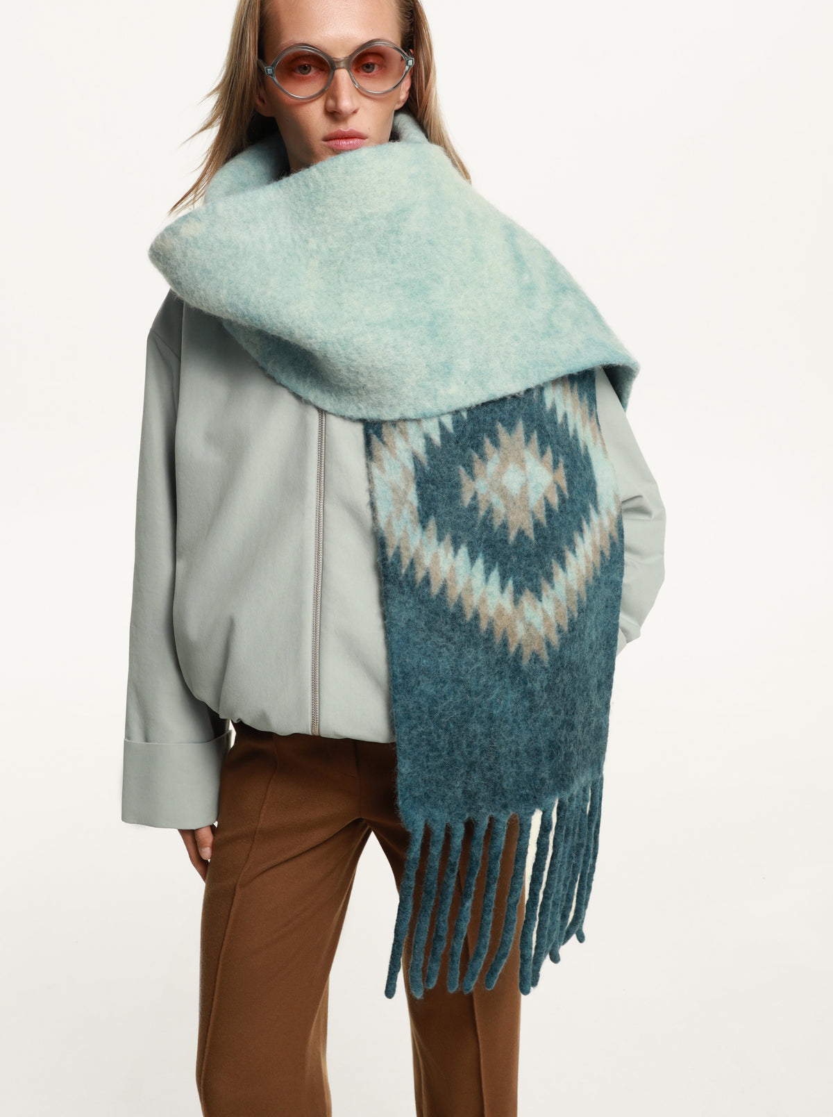 Geometria Scarf in Blue slide 2