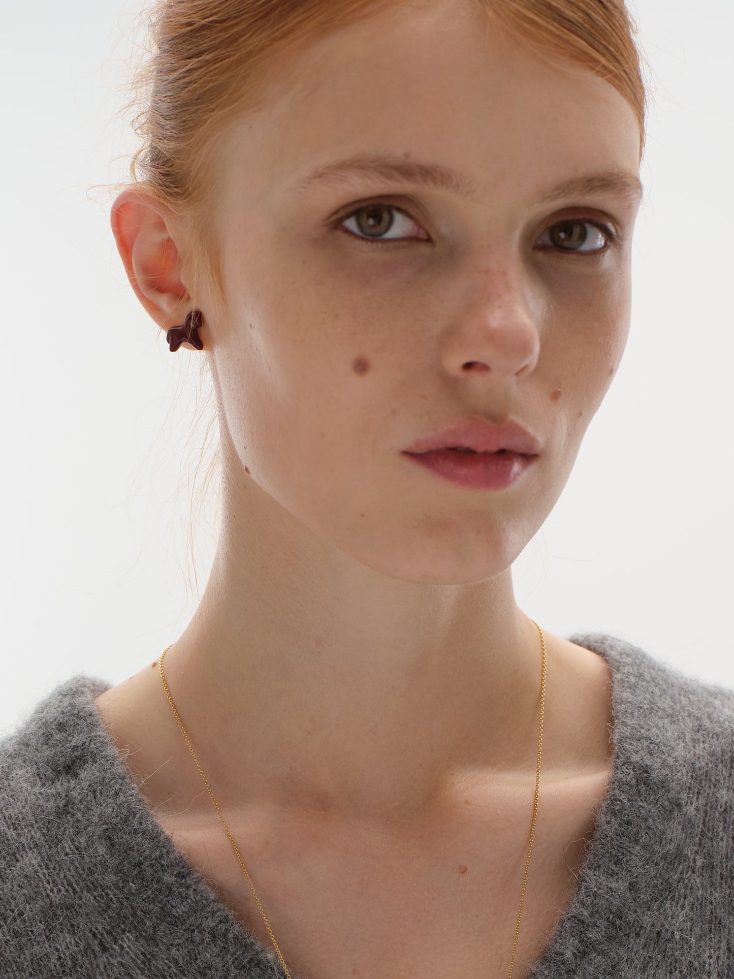 Сережки Коник в позолоті й емалі