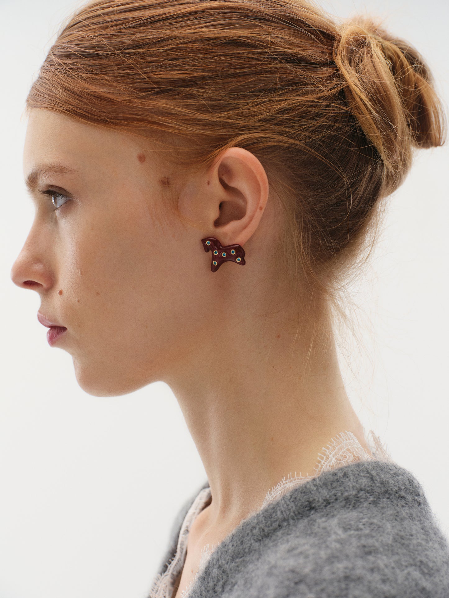 Сережки Підкова і Коник в емалі з камінням