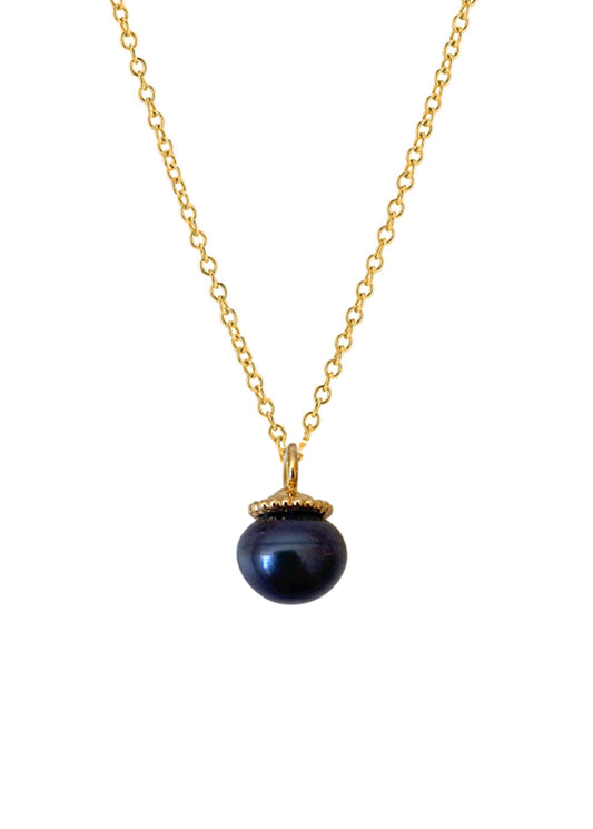 Pendant with black pearl