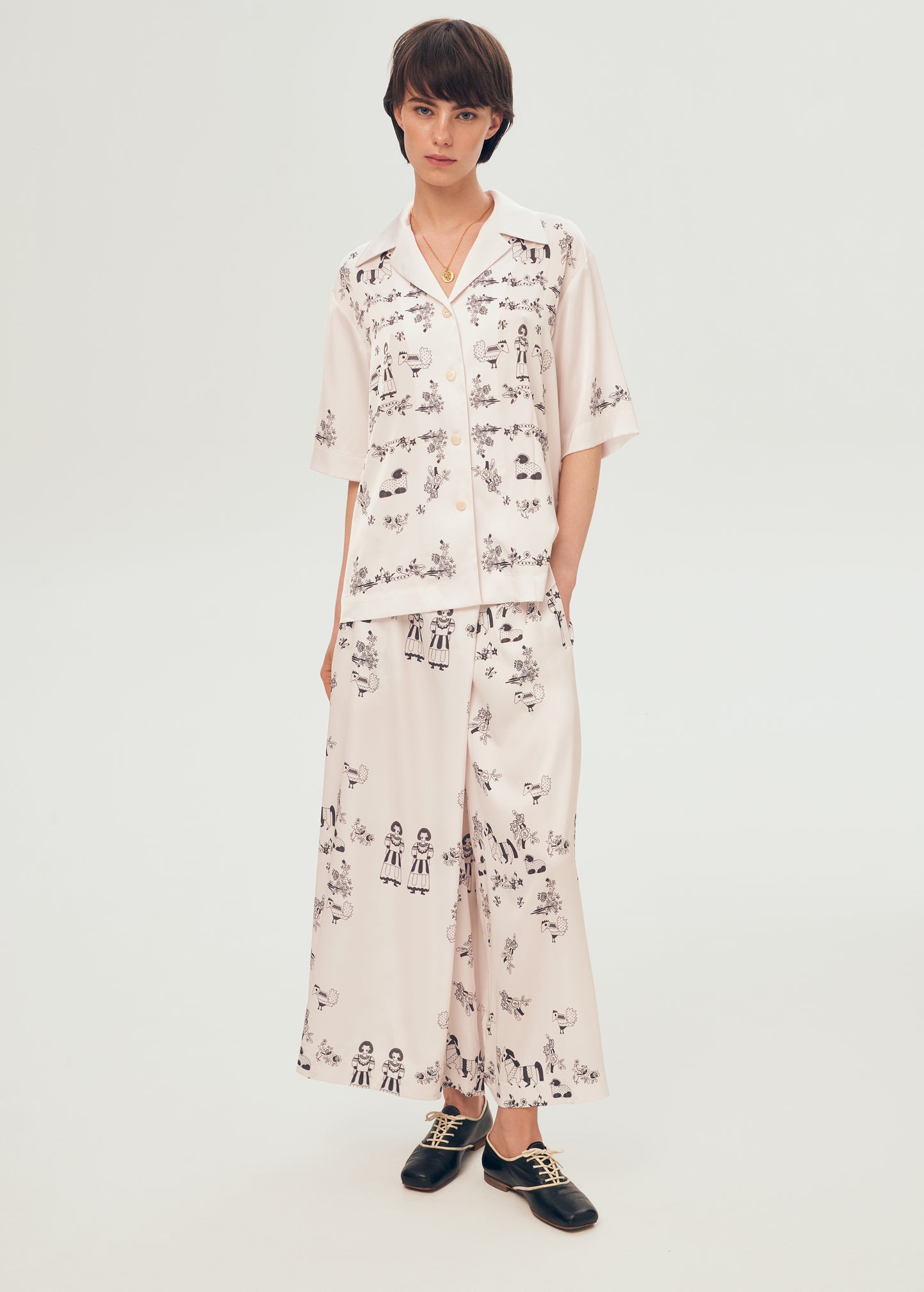 Штани Устина світлі