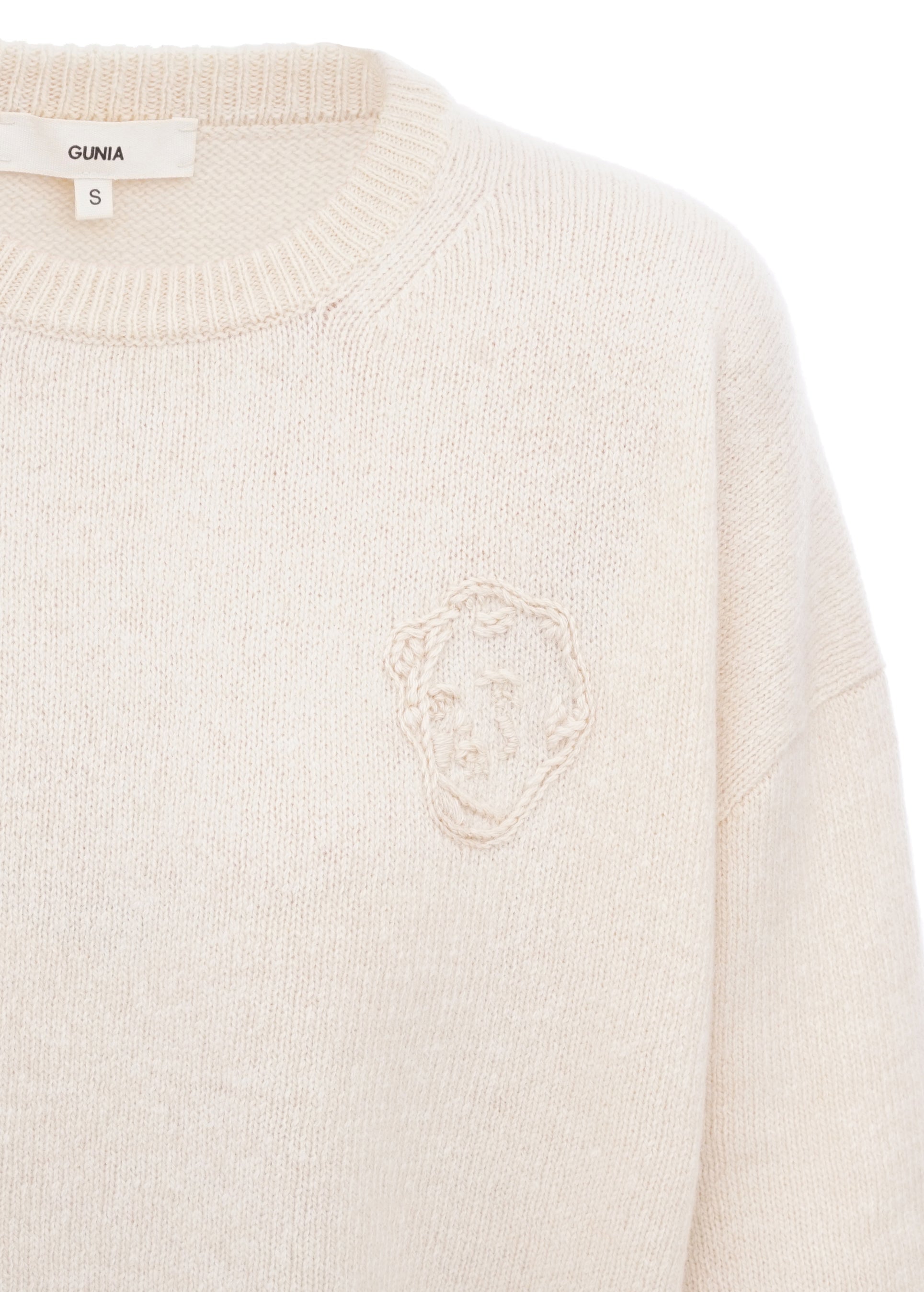 Светр з янголом молочний slide 2