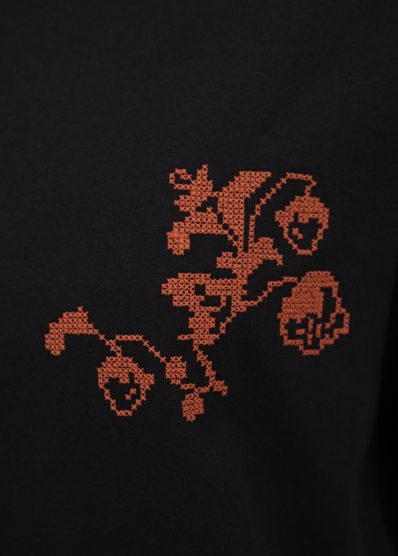 Вишита футболка GUNIA трикотажна чорна