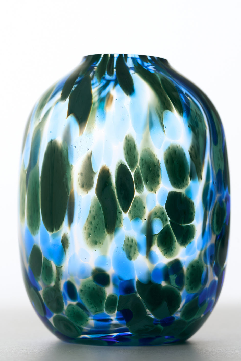 Birdsong Glass Diffuser Vessel in Blue slide 3