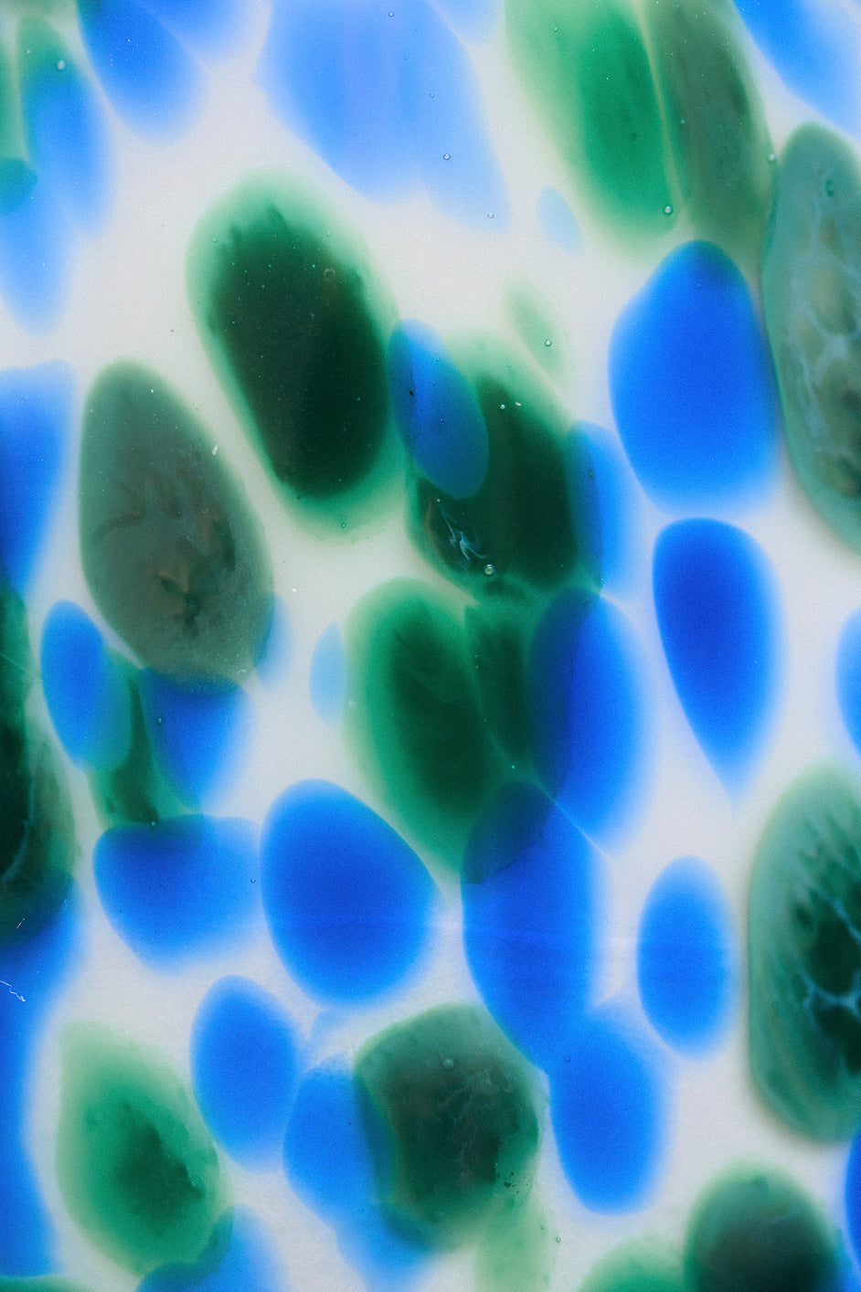 Birdsong Glass Candle in Blue slide 3