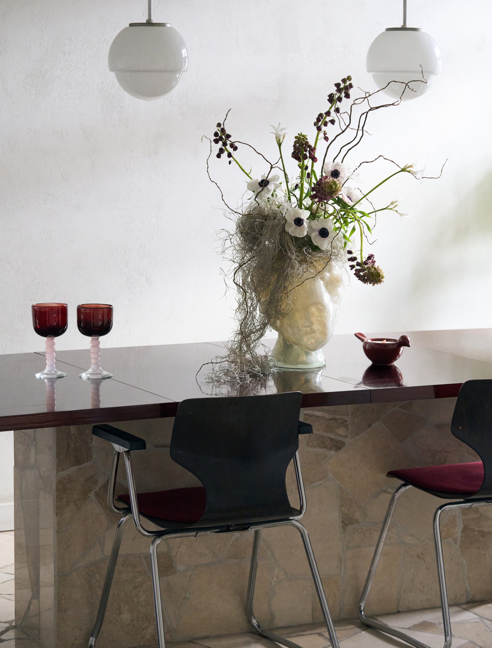 Келихи з фігурною ніжкою червоні slide 3