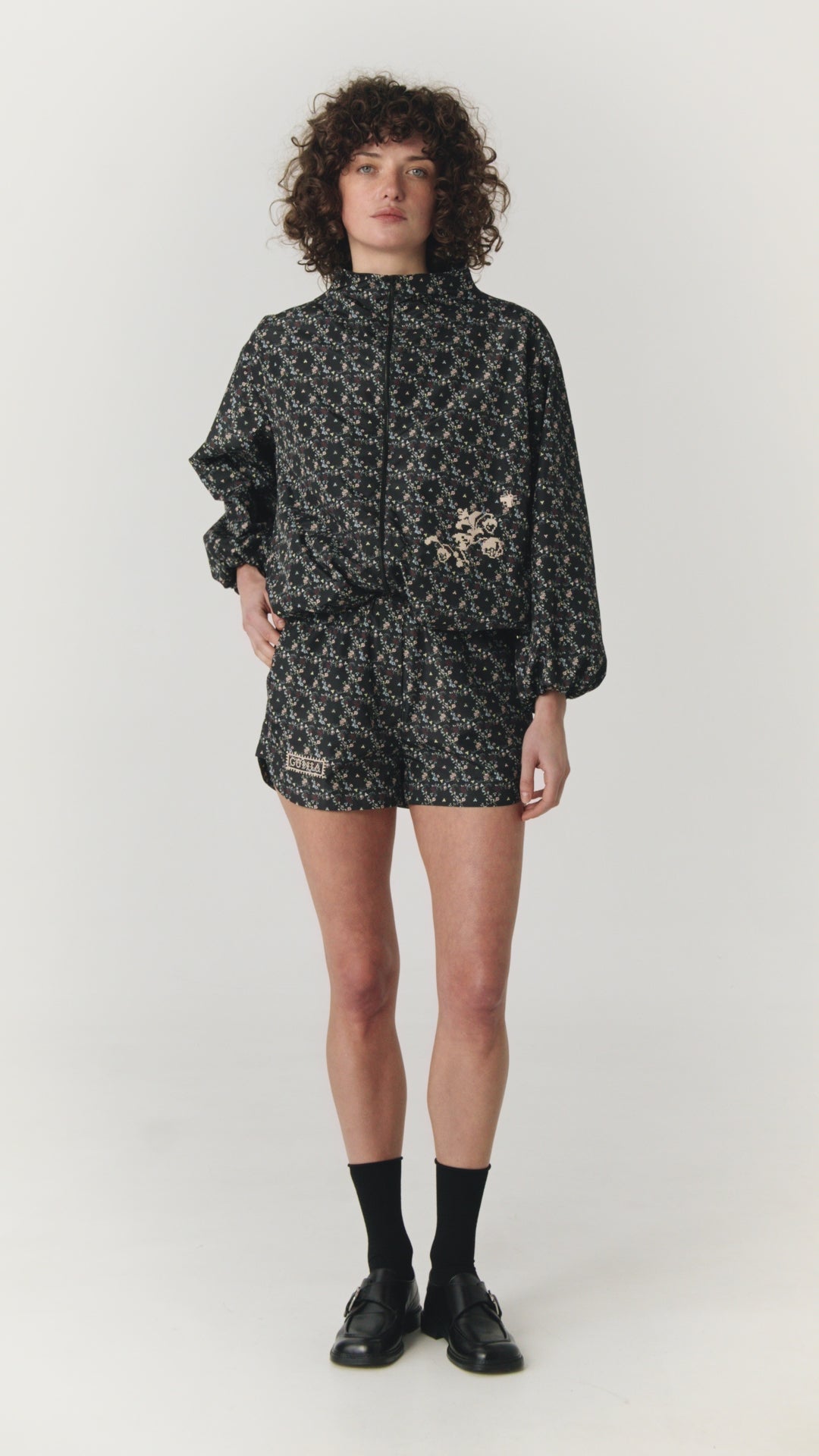 Шорти спортивні з принтом Ружа фото